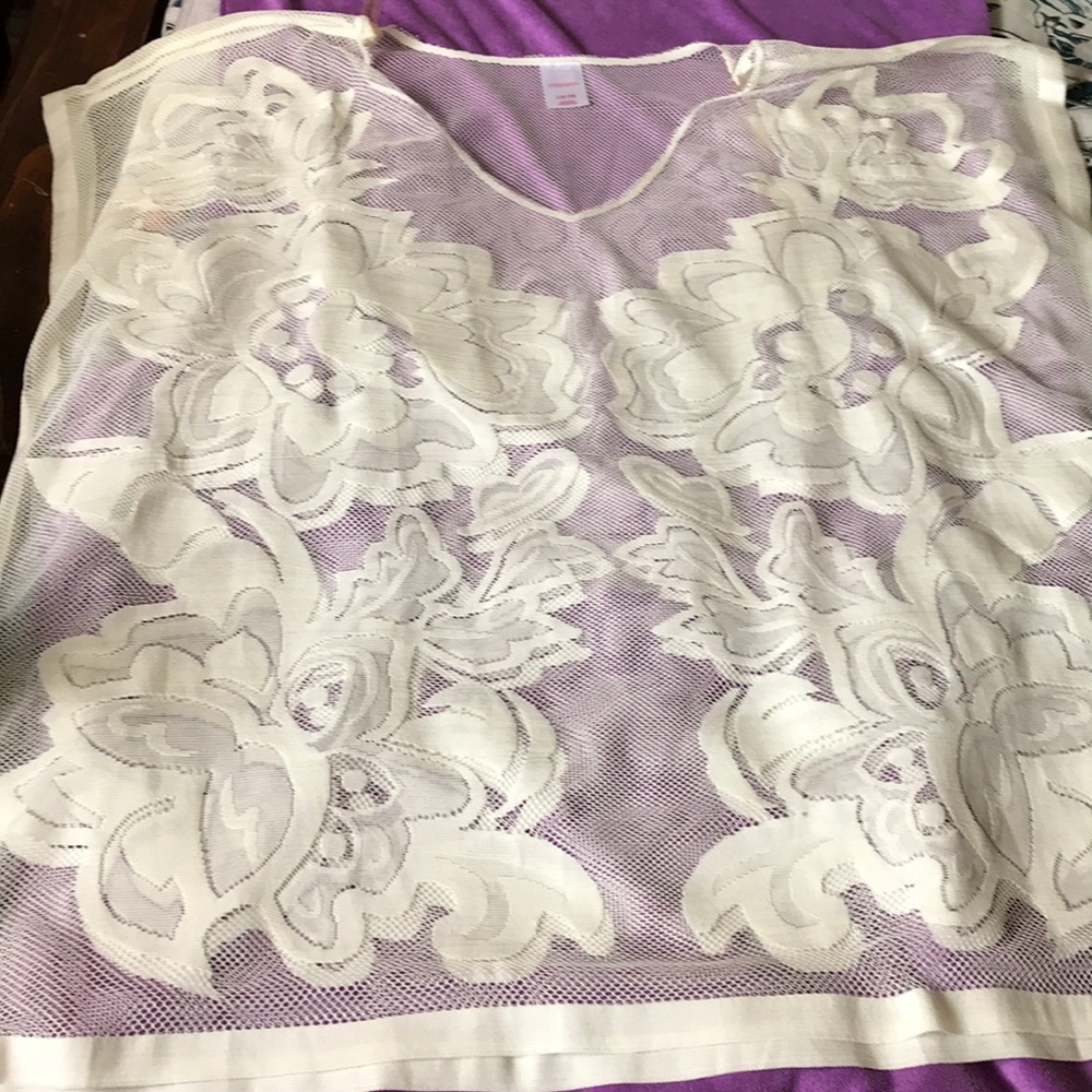 Swimsuit cover up flower embellishment